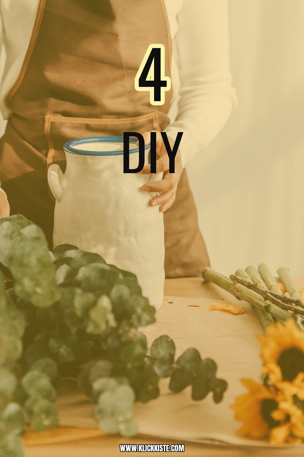 4 DIY-Vasen aus Altmaterial — nachhaltig + kreativ